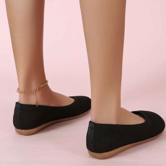 NWOT adorable 1 inch flats - Picture 4 of 10